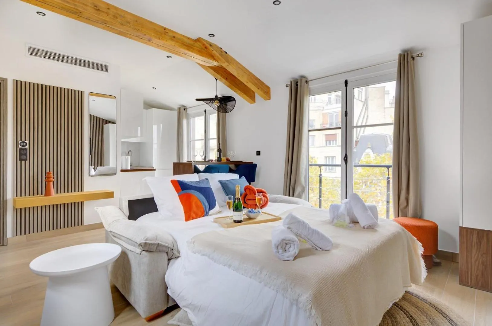 Bluestay 296 - Superbe Appartement A Paris 17 Apartment